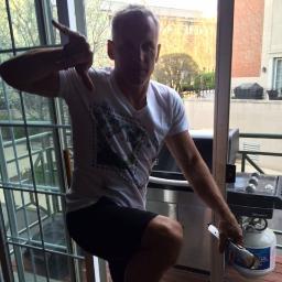 Profile Picture of Mike Schoch (@PrimeTimeChi) on Twitter