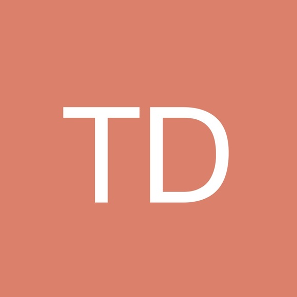 Profile Picture of Tom Draper (@tomdraper) on Poshmark