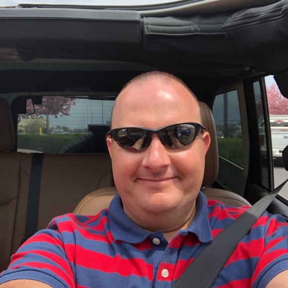 Calvin Faudree - Poshmark Profile Picture of Calvin Faudree (@calvinfaudree) on Poshmark