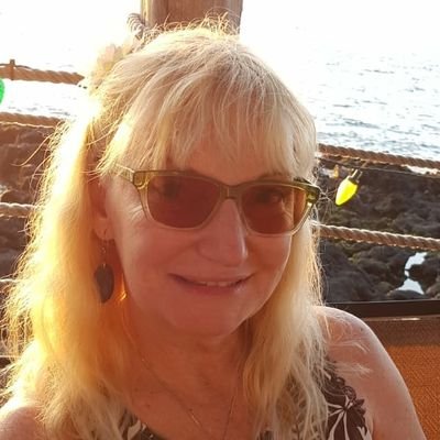 Profile Picture of Lorraine Forster (@LorraineForster) on Twitter