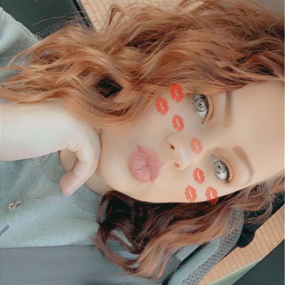 Profile Picture of Carley Skeenes (@cskeenes) on Poshmark