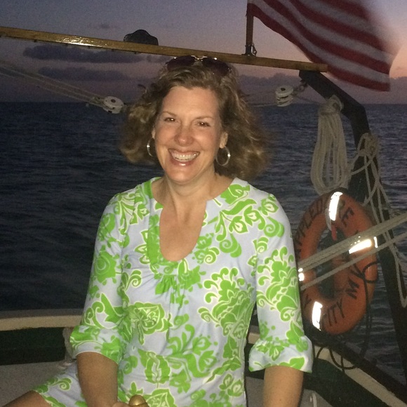 Profile Picture of Carla Bobka (@cbobka) on Poshmark