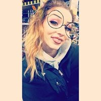 Profile Picture of Julia Wade (@julia-wade-1) on Quora
