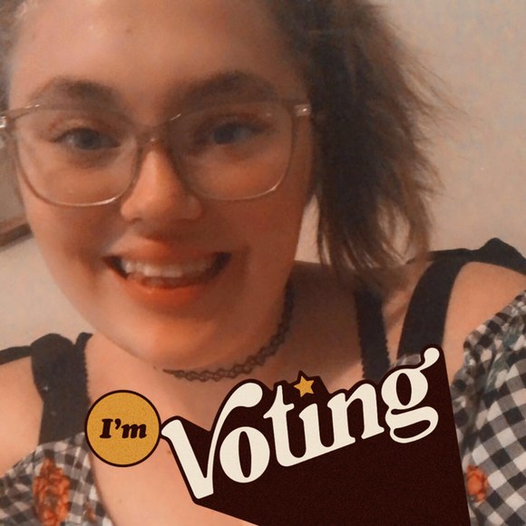 Profile Picture of Abigail Jones-alberson (@passivelyabbi) on Poshmark