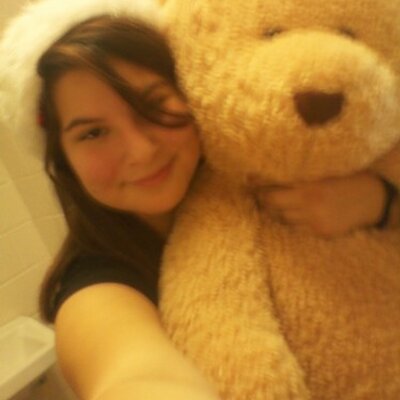 Profile Picture of Aracelii Madrigal (@AraceliMariee) on Twitter