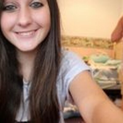 Profile Picture of Jeanine Siembida (@Tisha_les) on Twitter
