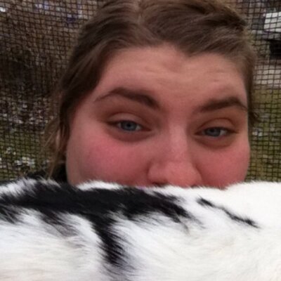 Profile Picture of Kaylee Vollmer (@KayleeJean1013) on Twitter