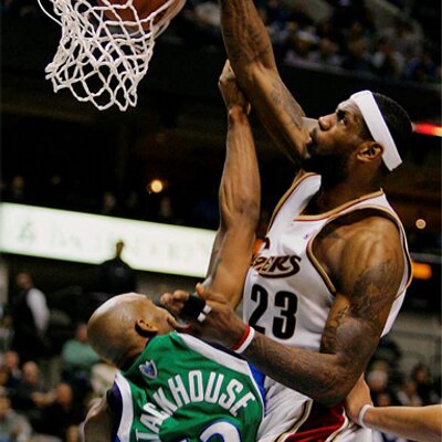 Profile Picture of DeVaughn Frederick (@GETxOFxMYxLAWN) on Twitter