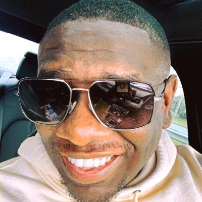 Profile Picture of Vernon S. Davis (@VsDavis24) on Twitter