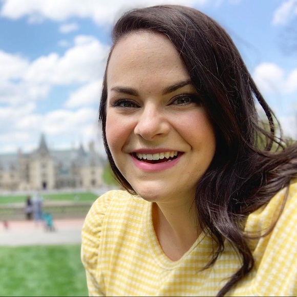 Profile Picture of Kate Joseph (@kjoseph1111) on Poshmark