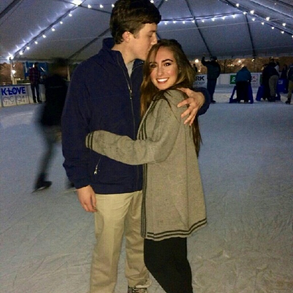 Profile Picture of David Ports (@dgports) on Poshmark