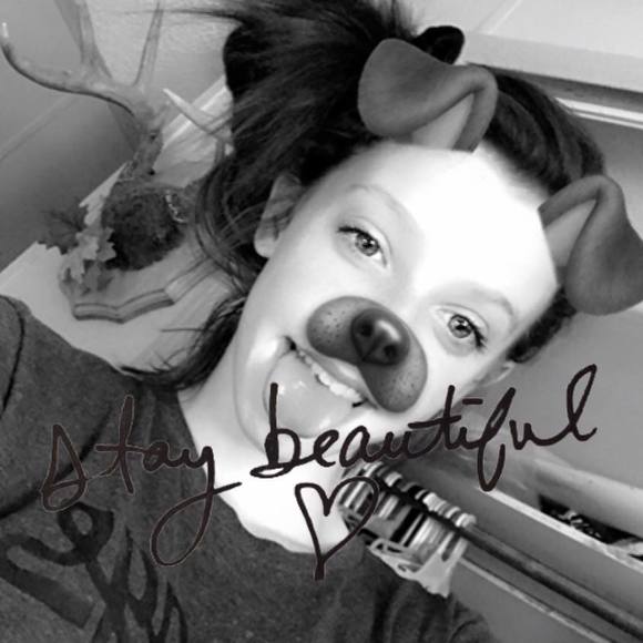 Profile Picture of Chasity Messer (@chasitymesser) on Poshmark