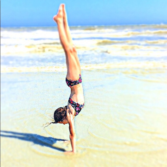 Profile Picture of Camryn Ferderbar (@cammy_rose) on Poshmark