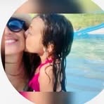 Julia Calabria - Facebook Profile Picture of Julia Calabria (@Julia-Calabria) on Facebook