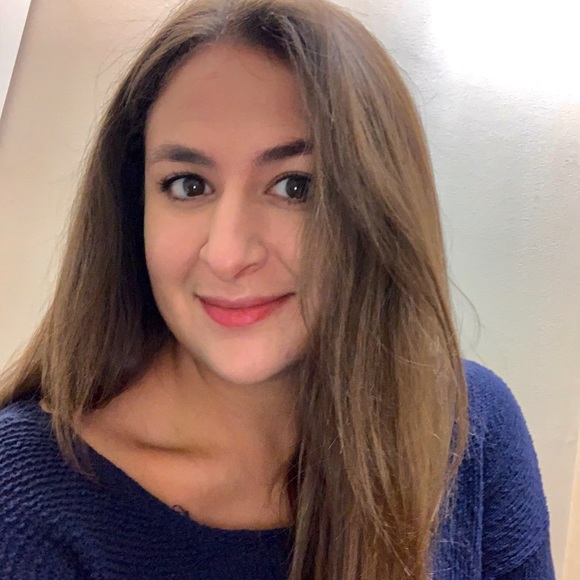 Nouha Hakim - Poshmark Profile Picture of Nouha Hakim (@nouhahakim) on Poshmark