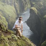 Profile Picture of Brett (@brettsteeleaustin) on Instagram