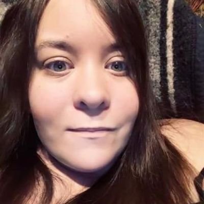 Profile Picture of Elizabeth Renee Starnes (@Elizabe95380113) on Twitter