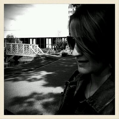 Profile Picture of Alicia De Lara (@porqueeeyo) on Twitter