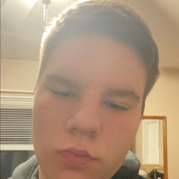 Profile Picture of Cameron Linstrom (@cam22704) on Poshmark