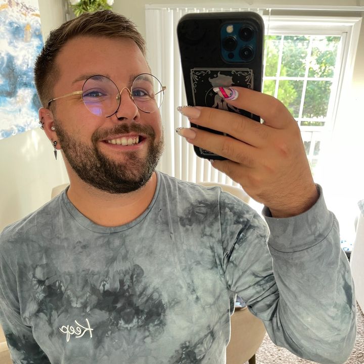 Profile Picture of Zachary (@zacharybarburrr) on Tiktok