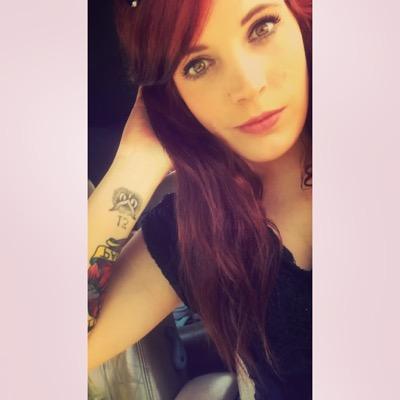 Profile Picture of Jennifer Lauren (@JennaMcCleary1) on Twitter