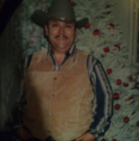 Profile Picture of James Hallman (@1bigunclejim) on Poshmark