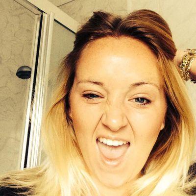 Profile Picture of Zoey Louise Watson (@zoeylouise10) on Twitter