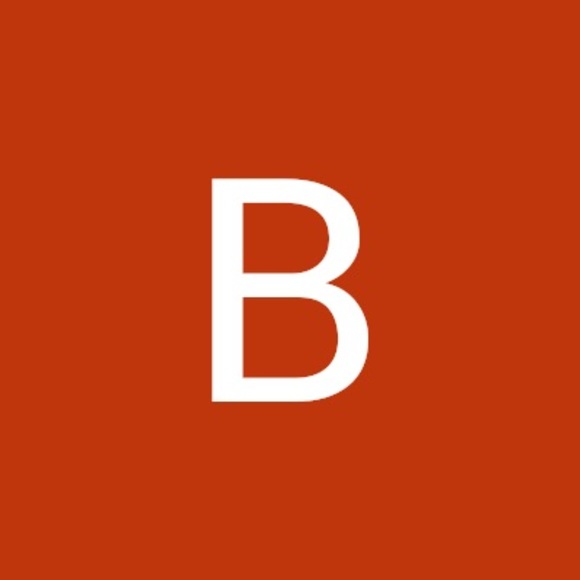 Profile Picture of Barbara Coder (@barbaracoder) on Poshmark