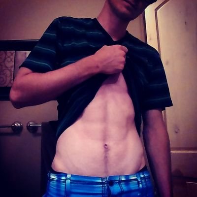 Profile Picture of Kris Grantham (@KGVape) on Twitter