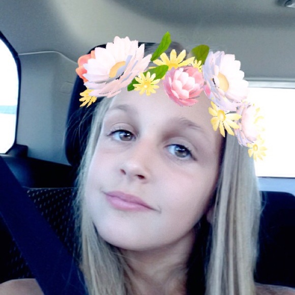 Profile Picture of Makayla Craddock (@malayla) on Poshmark