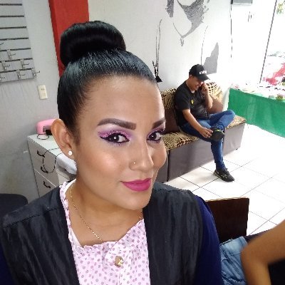 Profile Picture of Kira Chávez Solis (@KiraAmada) on Twitter