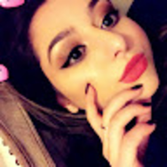 Profile Picture of Jinjin Shammas (@jinjinplayer1) on Poshmark