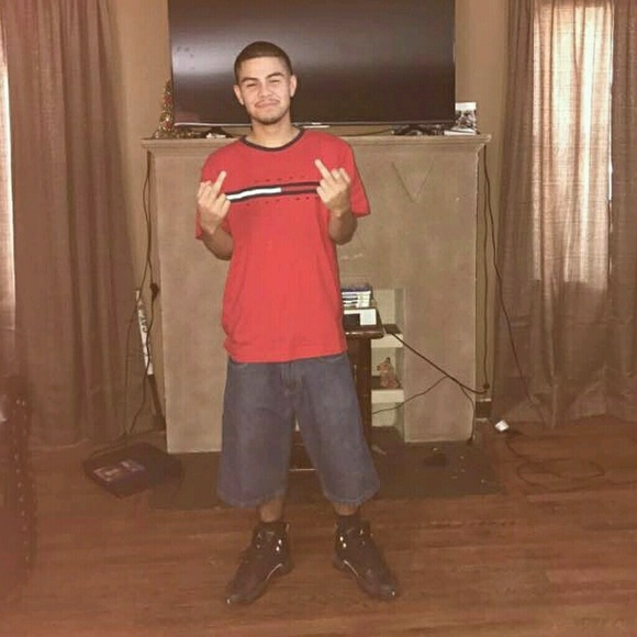 Profile Picture of Michael Duran (@moneybagmike) on Poshmark