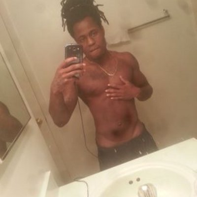 Profile Picture of Carlton Singleton Jr (@ImOnSnapMode) on Twitter