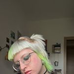 Profile Picture of Giulia Piersimoni (@pixiespoetry) on Instagram