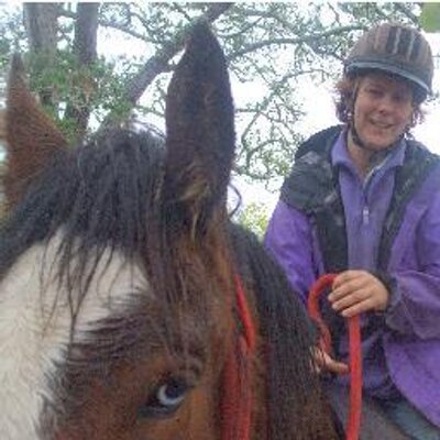 Profile Picture of Annora Gollop (@wordzmyth) on Twitter