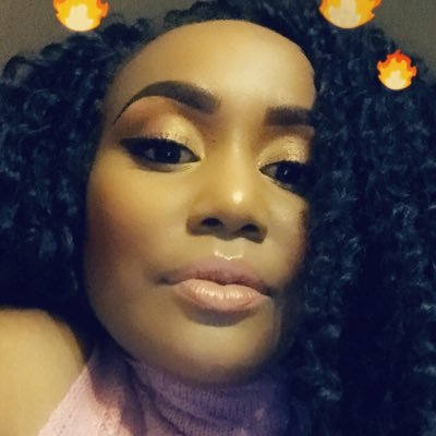 Profile Picture of Crystal Lane (@jeansfanatic) on Twitter