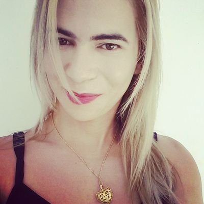 Profile Picture of Ada Almeida (@AdanbarrosVal) on Twitter