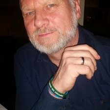 Profile Picture of Clive Miles (@CliveMiles63) on Twitter