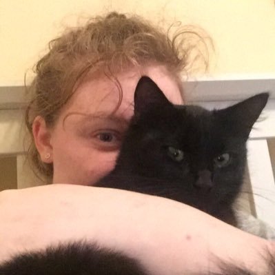 Profile Picture of Leia Ball. (@leia_ball) on Twitter