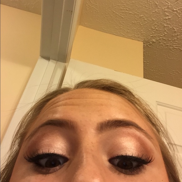 Profile Picture of Megan Rolince (@meganrolince) on Poshmark