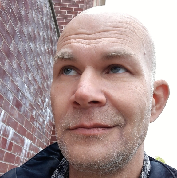 Profile Picture of Joseph Walko (@josephwalko) on Poshmark