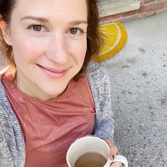 Profile Picture of Marielle Heidebrink (@itsmcaruso) on Poshmark