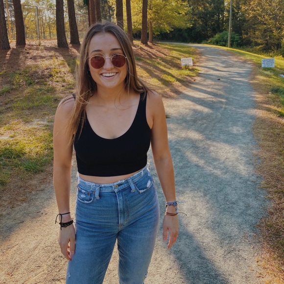 Profile Picture of Stephanie Lair (@stephnlair) on Poshmark