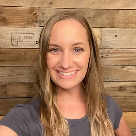 Profile Picture of Amanda Dooley (@pandadooley) on Pinterest