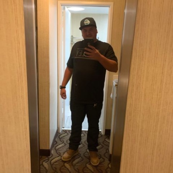 Profile Picture of Kyle Meier (@kykys94toy) on Poshmark