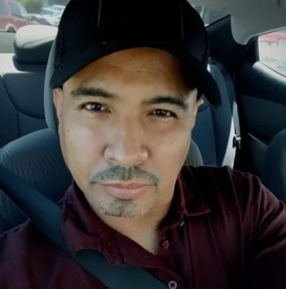 Bejamin Nevarez - Poshmark Profile Picture of Bejamin Nevarez (@nevarezben443) on Poshmark