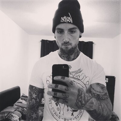 Profile Picture of Shawn Munro (@Showtime401) on Twitter