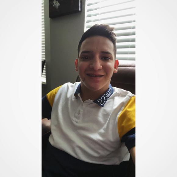 Profile Picture of Alex Murillo (@alexmurillo_29) on Poshmark