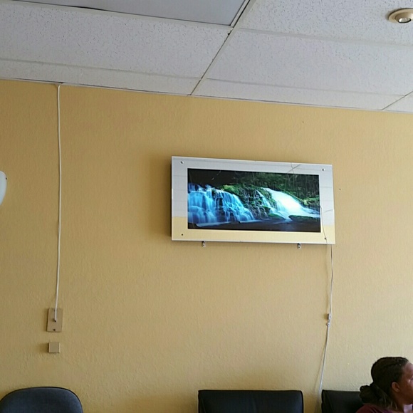 Profile Picture of Stacia Whitehurst (@whitehuursts02) on Poshmark